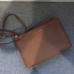 Michael Khors thin brown purse